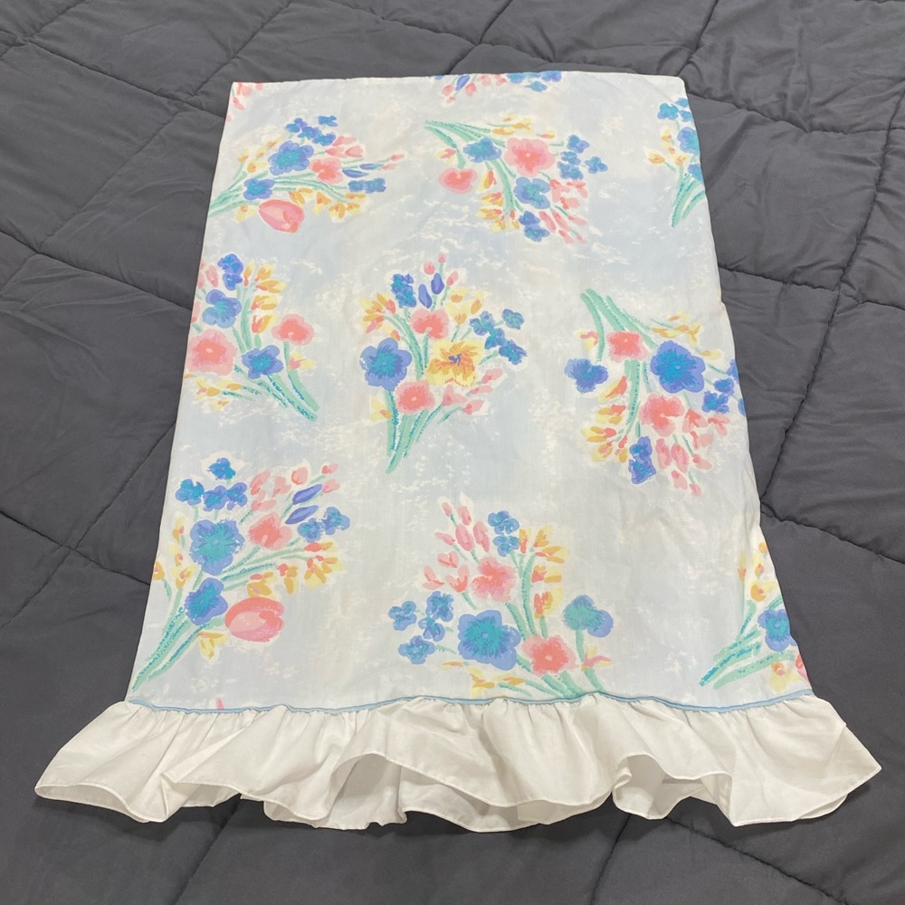 Cottage-Core ruffle pillow sham floral print *standard size - Picture 1 of 9